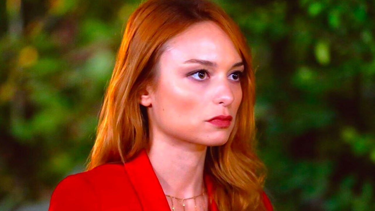 Foto - Ünlü oyuncu Nilperi Şahinkaya intihar mı etti? Menajerinden ilk açıklama