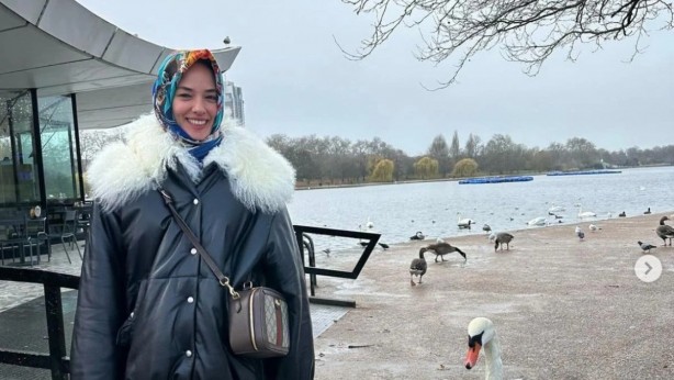 Foto - Ünlü oyuncu Seda Bakan, tesettüre girdi! Öyle rol icabı da değil! Son hali herkesi çok şaşırttı