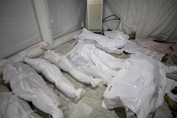 Foto - Ünlü oyuncu Sinan Albayrak’tan sözde sanatçılara "Filistin" şamarı! Topu tam 90'a taktı! Helal olsun sana aslanım