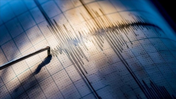 Ünlü profesör 'Burası enteresan' diyerek Türkiye'yi uyardı: Deprem hareketliliği var