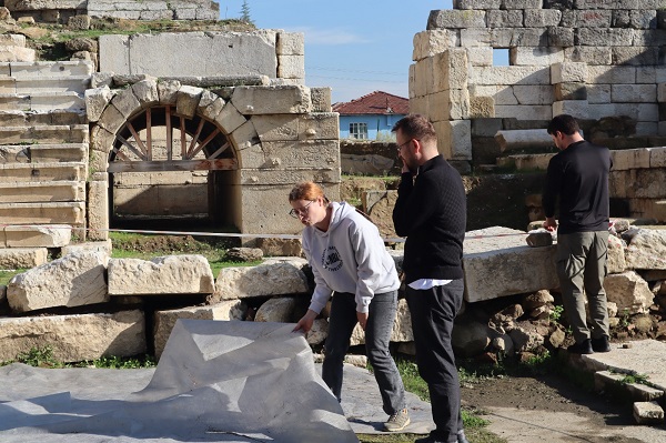 Foto - Ünlü şef antik kentte pilav yaptı! 