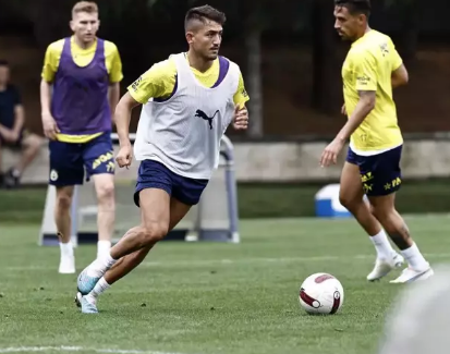 Foto - Ünlü takımın Ocak'ta göreceği futbolcuyu açıkladı! Fred'in yanına geliyor, İsmail Kartal aradığı yıldızı buldu