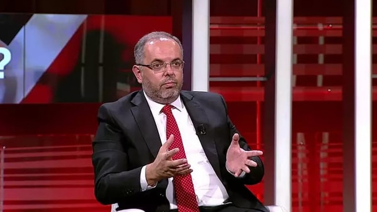 Ünlü tarihçi Erhan Afyoncu’dan acı itiraf: Artık Türkiye'de bir işe yaramıyor