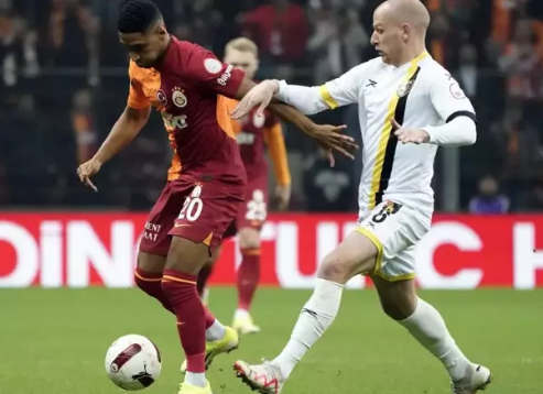 Foto - Ünlü Türk kararını verdi: Haber geldi ve harekete geçildi! Sol bek tespit edildi: Bu transferi duyan var mı?