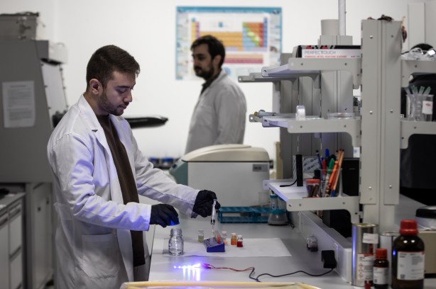 Foto - Ünlü üniversiteden dijital ekranlar için inanılmaz buluş az önce geldi: Müthiş bir gelişme...