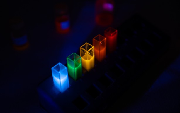 Foto - Ünlü üniversiteden dijital ekranlar için inanılmaz buluş az önce geldi: Müthiş bir gelişme...