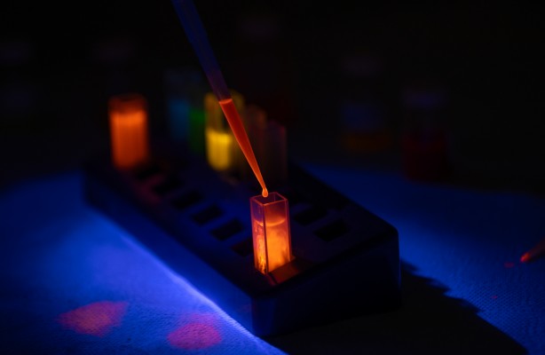 Foto - Ünlü üniversiteden dijital ekranlar için inanılmaz buluş az önce geldi: Müthiş bir gelişme...