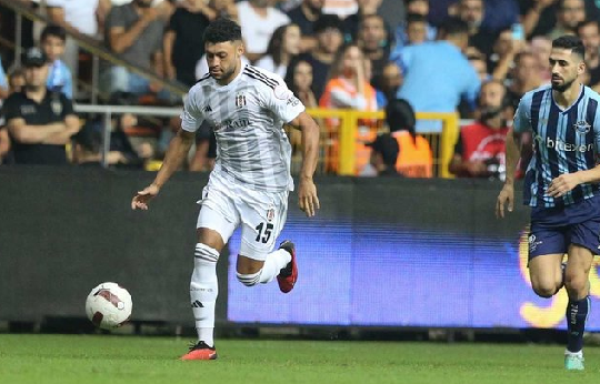 Foto - Ünlü yıldız adayı için karar verildi: Düğmeye bastı ve kriterlerine uyan ismi geri getiriyor!