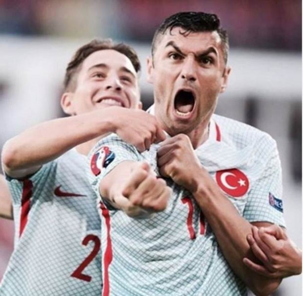 Foto - Ünlülerden milli maç yorumları