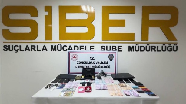 Foto - Unutmayın kelin ilacı olsa kendi başına sürer! Yeni 1 ver 5 al vurgunu