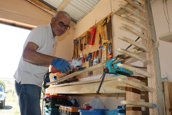 Foto - Unutulmaya yüz tutan aracı dekor yaptı