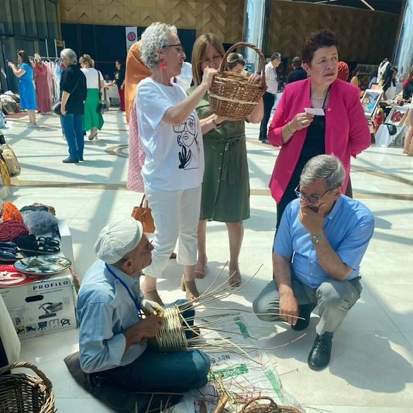 Foto - Unutulmaya yüz tutan mesleğin ustasına ‘Sanatçı' unvanı 