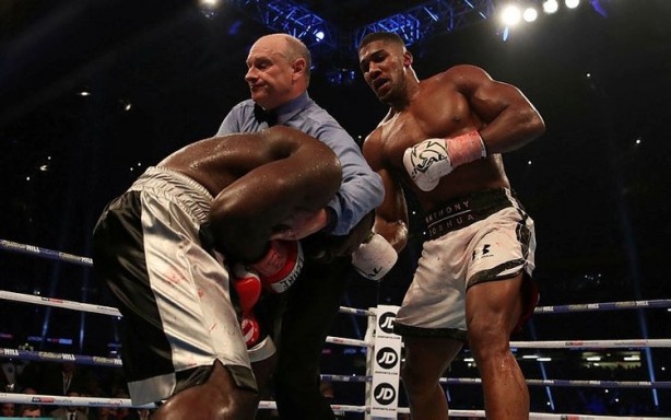 Foto - Unvan maçında hakem skandalı