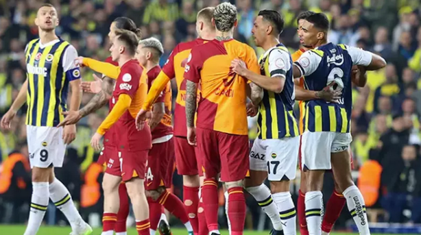 Süper Lig'de şampiyonluk düğümü! Gözler Galatasaray ve Fenerbahçe maçında: İşte o ihtimaller!