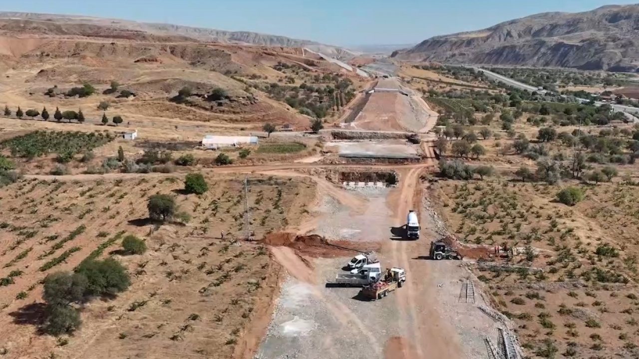 Foto - Uraloğlu: Ankara-Samsun arası 2,5 saate düşecek! Hızlı tren Karadeniz ile Akdeniz’i buluşturacak