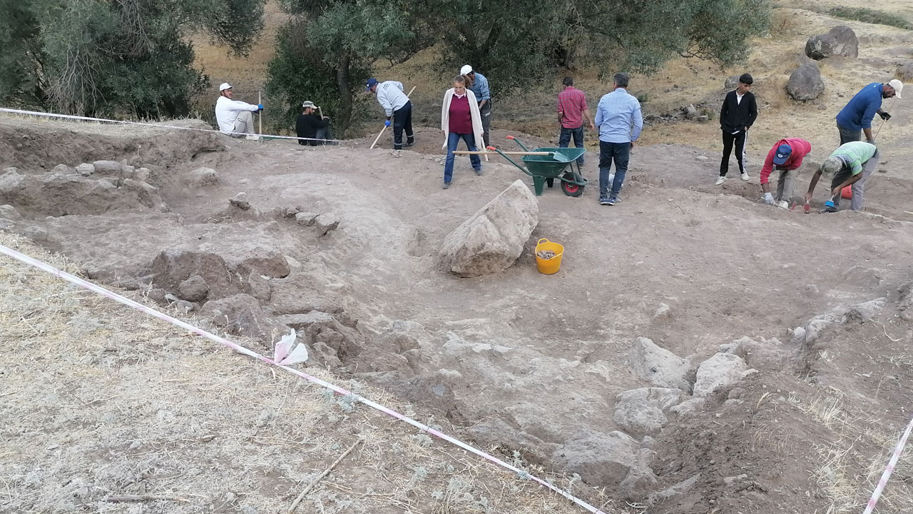 Urartulardan Karaz’a uzanan miras! 5 bin yıllık sır perdesi aralanıyor