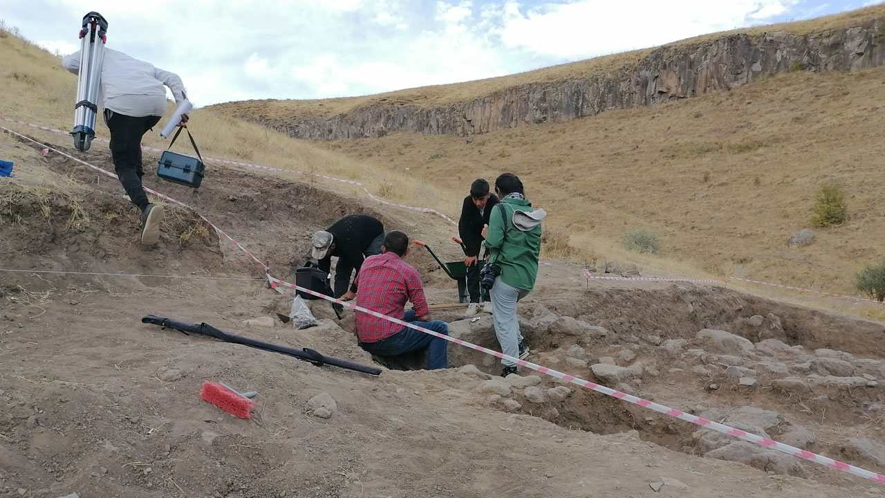 Foto - Urartulardan Karaz’a uzanan miras! 5 bin yıllık sır perdesi aralanıyor