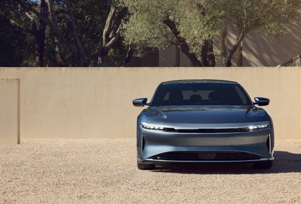 Foto - Üretilmiş en verimli elektrikli otomobil! Devlere fark attı