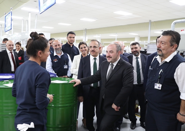 Foto - Üretimin tamamı ihracata gidiyor! Bakan Mustafa Varank bizzat inceledi