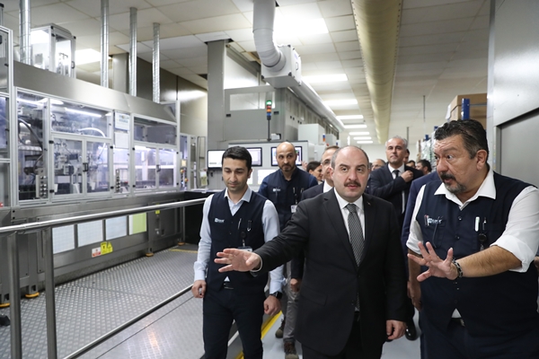 Foto - Üretimin tamamı ihracata gidiyor! Bakan Mustafa Varank bizzat inceledi