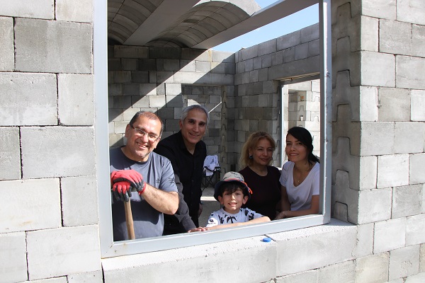 Foto - Ürettiği betona Avrupa'dan talip var! Çocuklarına oyuncak alırken aklına geldi