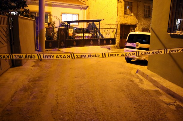 Foto - Uşak'ta silahlı kavga: 1 ölü, 1 yaralı