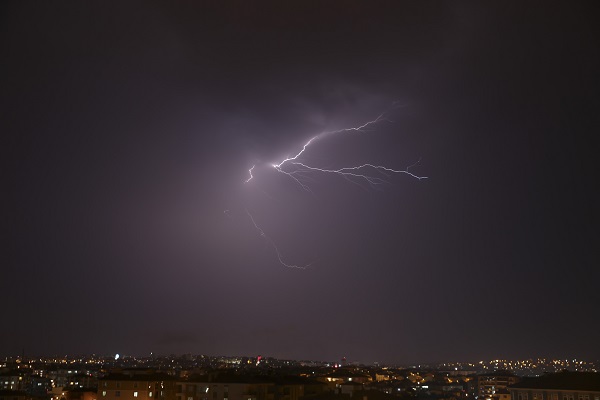 Foto - Uşak'ta şimşekler gökyüzünü aydınlattı