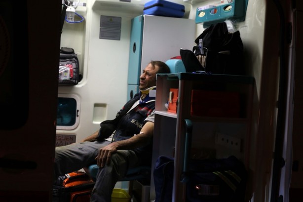 Foto - Uşak'ta tarım işçilerini taşıyan araç devrildi, 1 kişi öldü, 14 kişi yaralandı