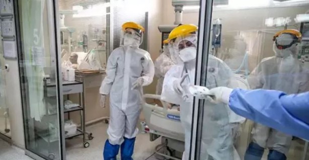 Foto - Uslanmıyorlar! Koronavirüsün beyne saldıran mutantını yaptılar