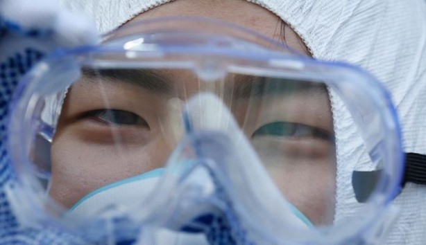 Foto - Uslanmıyorlar! Koronavirüsün beyne saldıran mutantını yaptılar