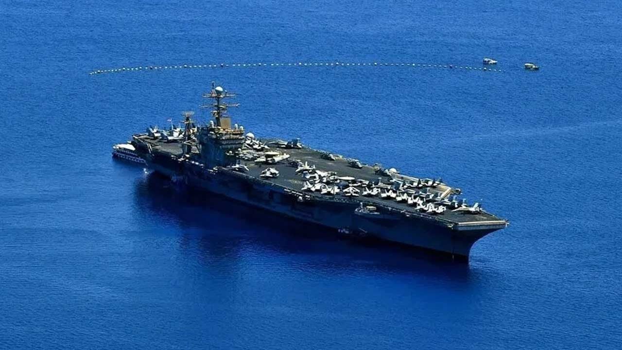 Foto - USS Abraham Lincoln uçak gemisinden haber var