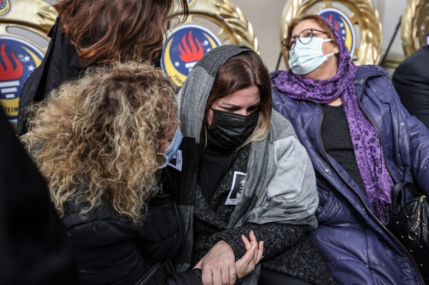 Foto - Usta oyuncu Rasim Öztekin son yolculuğuna uğurlandı