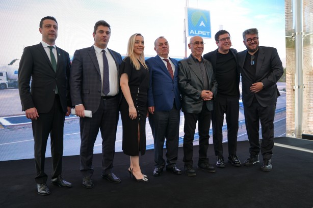 Foto - Usta oyuncu Şener Şen, tekrar kamera karşısında!
