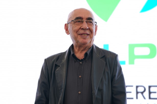 Foto - Usta oyuncu Şener Şen, tekrar kamera karşısında!