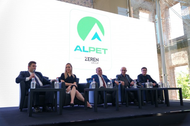 Foto - Usta oyuncu Şener Şen, tekrar kamera karşısında!
