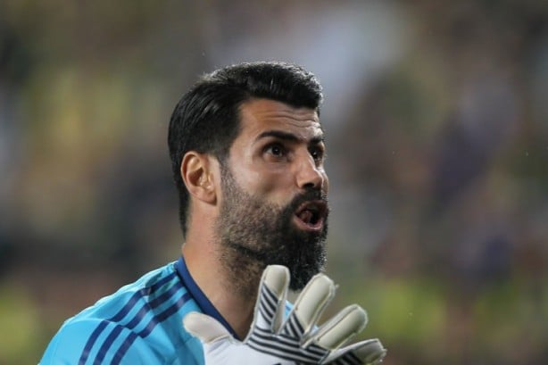 Foto - Utanç verici görüntüler... Futbol rezaleti...