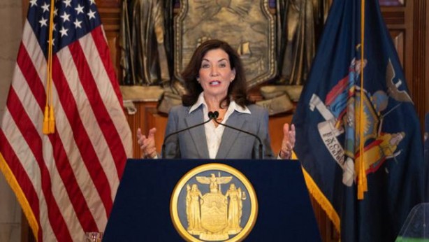 Foto - Utanmaz kadından "Heh şöyle, yola gel bakalım" dedirten çark! Zoru görünce böyle kıvırdı 