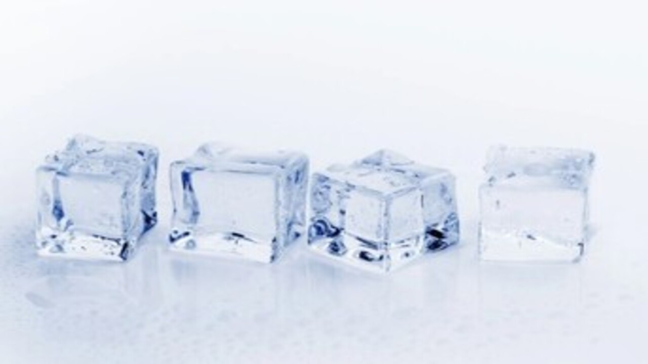 Foto - Ütü değmeden jilet gibi oluyor! Kırışan kıyafetlere bu yöntemi uygulayın