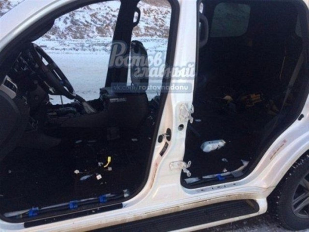 Foto - Uyandığında arabasını bomboş buldu!