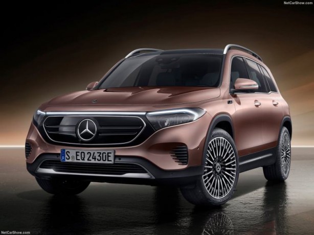 Foto - Uyanık Alman'dan elektrikli araç hamlesi! EQB'yi tanıttılar