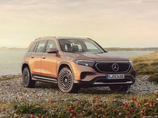 Foto - Uyanık Alman'dan elektrikli araç hamlesi! EQB'yi tanıttılar