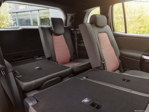 Uyanık Alman'dan elektrikli araç hamlesi! EQB'yi tanıttılar