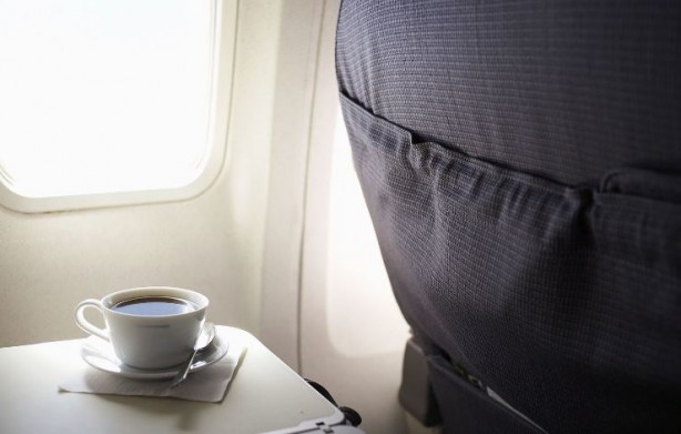 Foto - Uyanıklar ülkesi! Üstüne çay dökülen yolcudan, havayolu firmasına rekor dava!