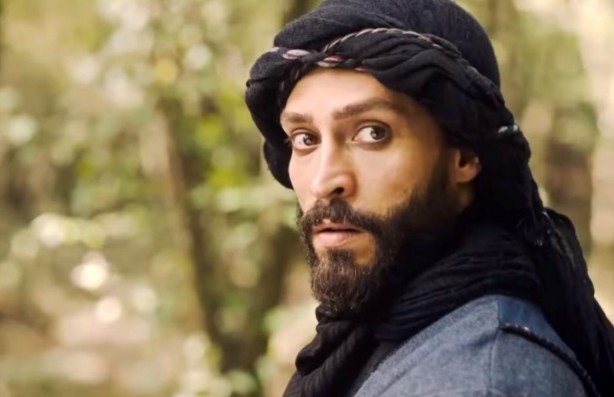 Foto - Uyanış Büyük Selçuklu dizisinde korku dolu anlar! Kılıç darbesi alan ünlü oyuncu, hastaneye kaldırıldı