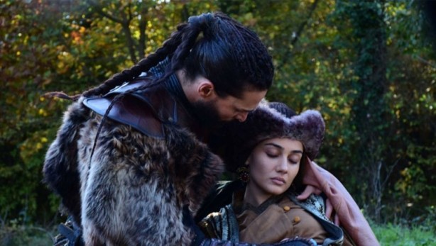 Foto - Sosyal medyayı salladı! Uyanış Büyük Selçuklu resmen çukura gömdü