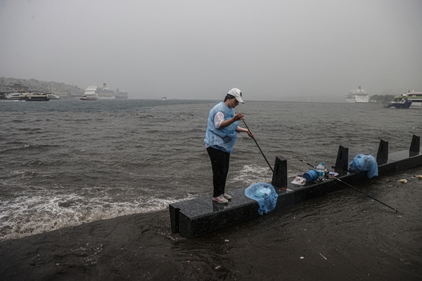 Foto - Uyarılar peş peşe geldi... Kuvvetli sağanak hayatı felç etti