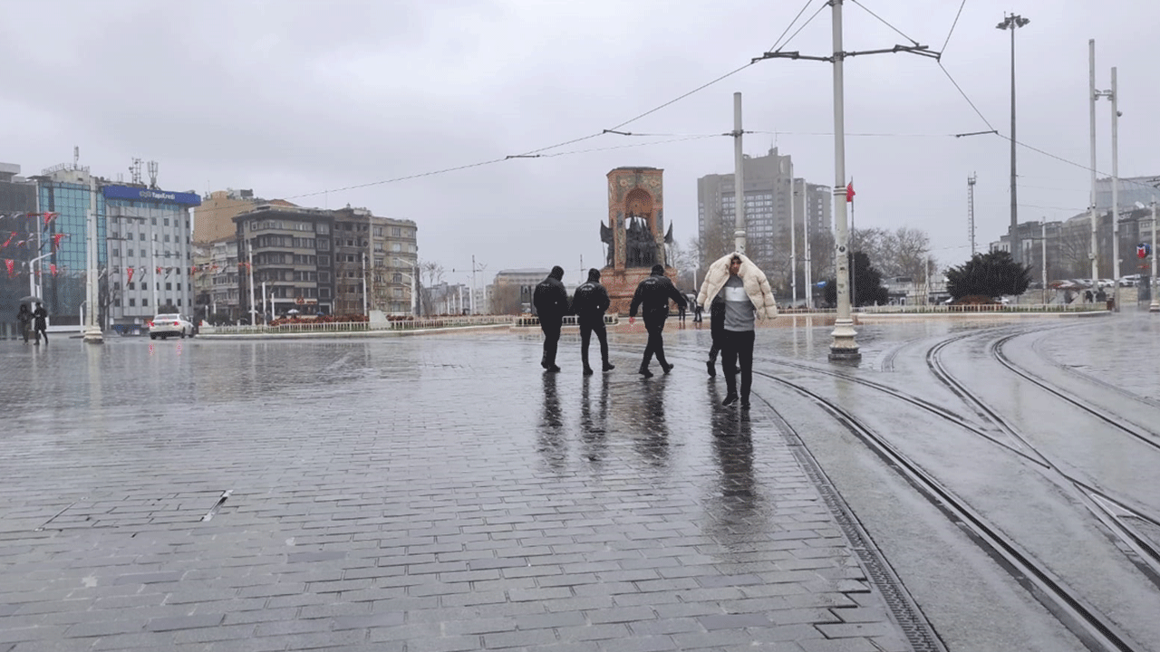 Uyarısı yapılmıştı! İstanbul'u etkisi altına aldı