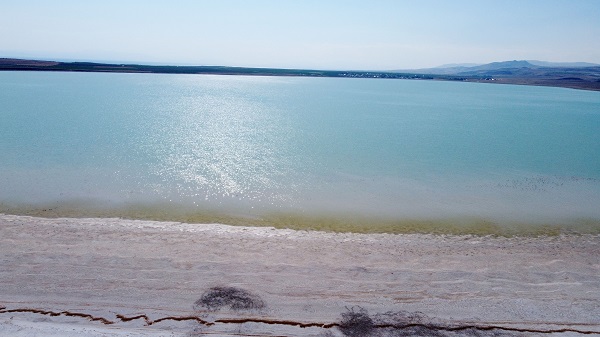 Foto - Uydu görüntüleri korkuttu! O gölün üçte biri kurudu