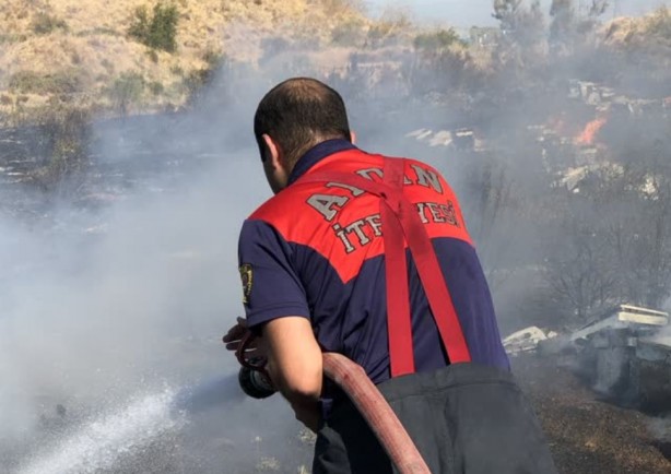 Foto - Uydulardan mı yapıldı? Çıkan esrarengiz yangın şoke etti! Bakın ağaçlar nasıl yandı