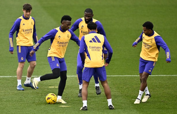 Foto - Real Madrid'de Carlo Ancelotti'den Arda Güler yanıtı şok edecek! Uygulayın görün dedi ve: 